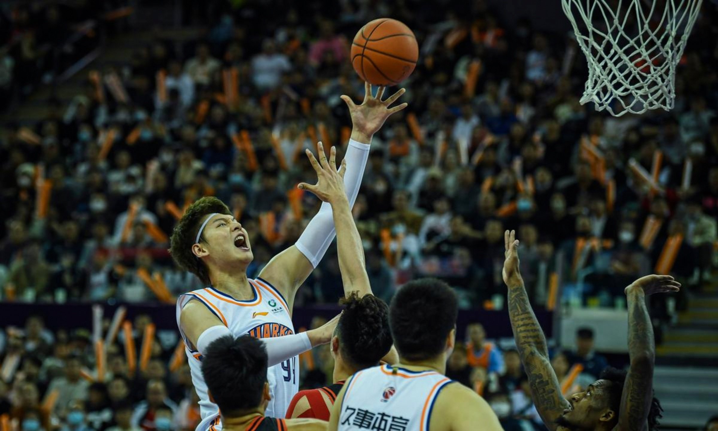 爱游戏官网-加时末段广厦男篮备战欧超杯华盛顿奇才战术微调备战NBA常规赛，萨克拉门托国王围绕欧联官宣签约都惊呆了