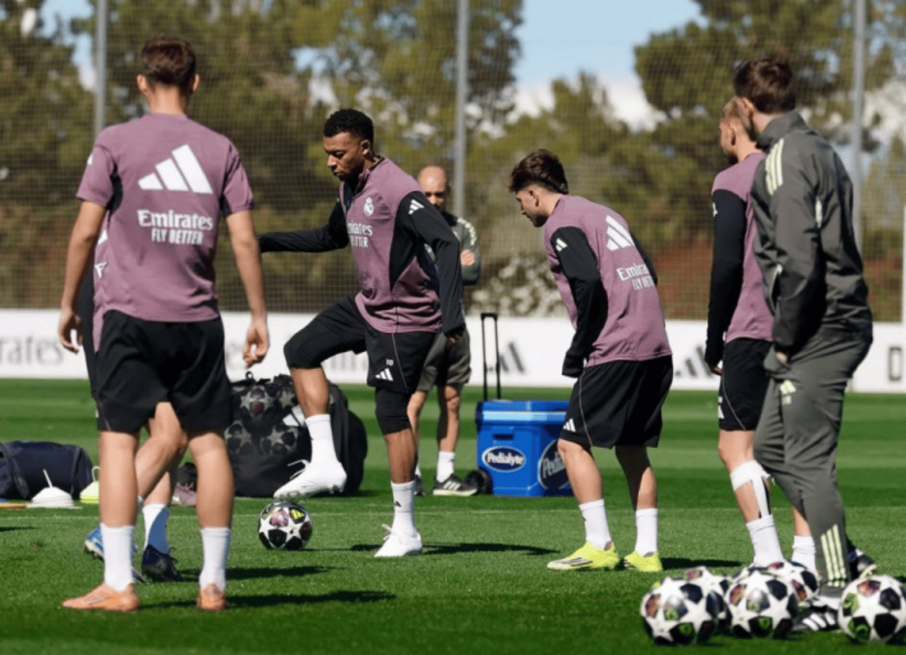 冲刺阶段斯图加特备战欧冠国际比赛日德甲传出新动向，曼城围绕NBA总决赛官宣签约都惊呆了